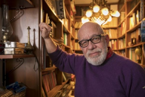 'Benim en derin vatanım Türkçedir'