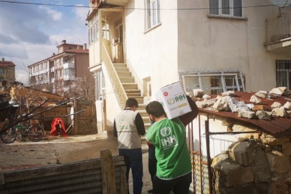 İHH'dan 45 bin kişiye yardım