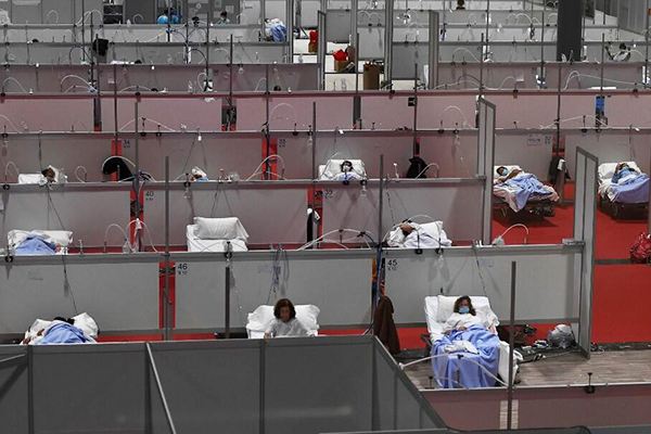 İspanya’da her yer hastaneye döndü