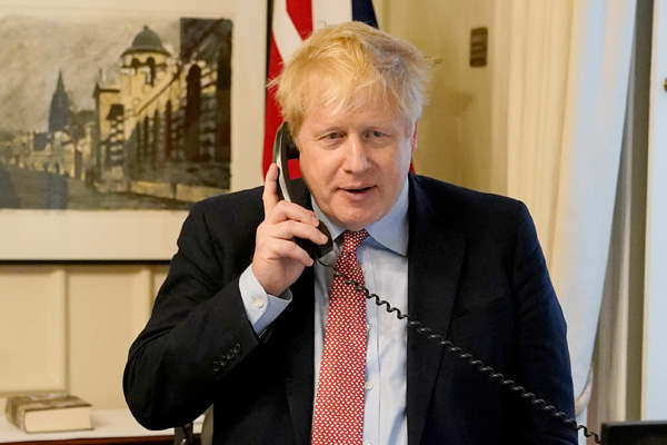 Yoğun bakıma alınan Johnson solunum cihazına bağlanmadı