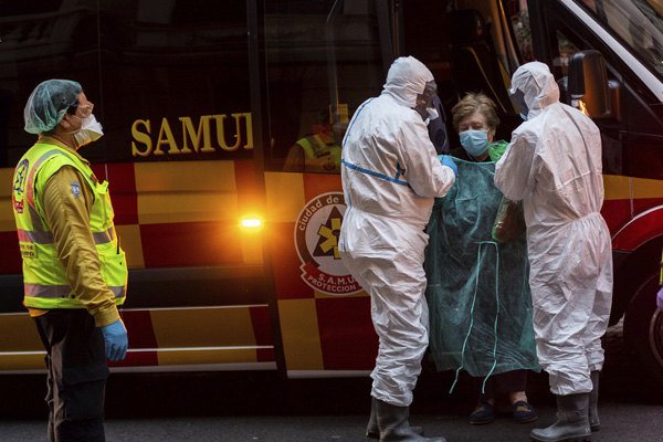 Son 24 saat: İspanya ve İran'da 850'den fazla insan hayatını kaybetti