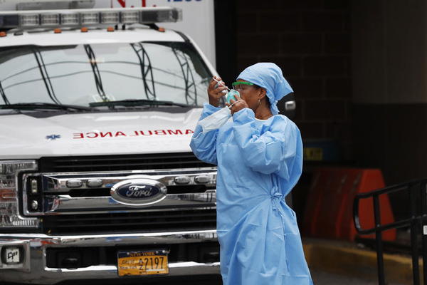 Reuters: ABD'li doktorlar Trump'ın önerdiği ilacı kullanmaya başladı