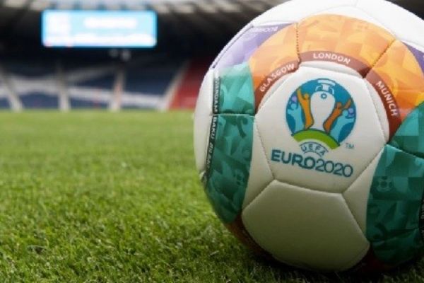 Avrupa futbol ligleri kalan maçları tamamlama planları yapıyor