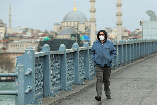 Koronavirüse karşı aşı ve ilaç geliştirmek için TÜBİTAK bünyesinde stajyer programı başlatılıyor