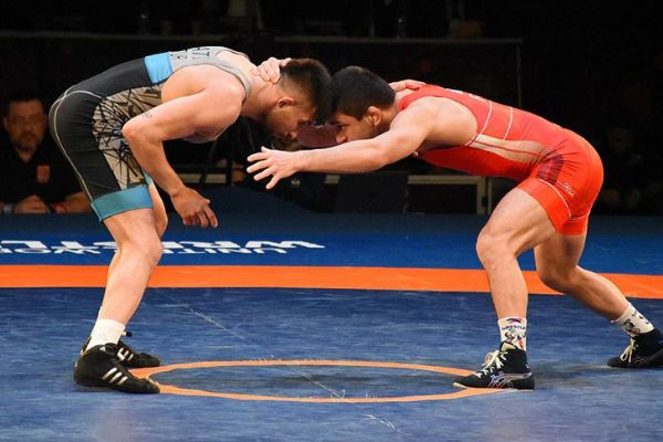 Dünya Güreş Birliği şampiyona ve turnuvaları erteledi