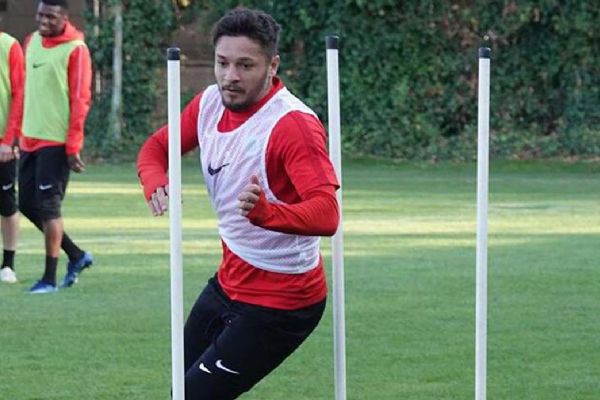 Gençlerbirliği'nin kaptanlarından Ahmet Oğuz, lige hazırlanma süresi istedi