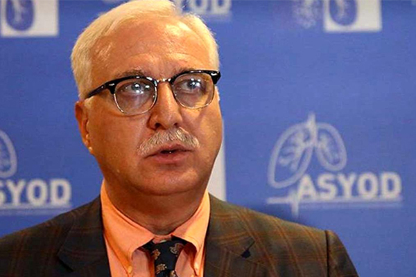 Bilim Kurulu Üyesi Prof. Dr. Özlü uyardı: Uzun süre evde kalmaya hazır olun