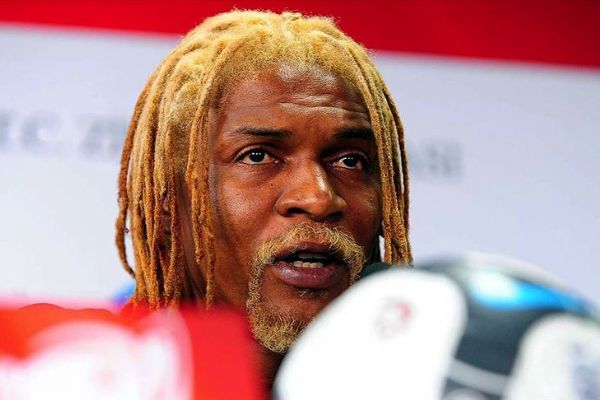 Galatasaray'ın eski futbolcusu  karantinada