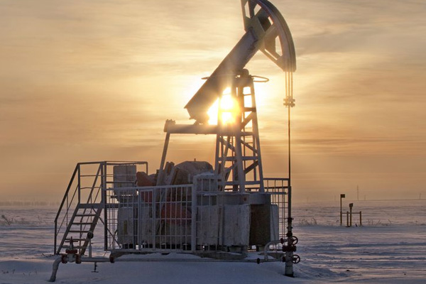 Rusya'dan petrol açıklaması: Fiyatlar çökmekten kurtuldu