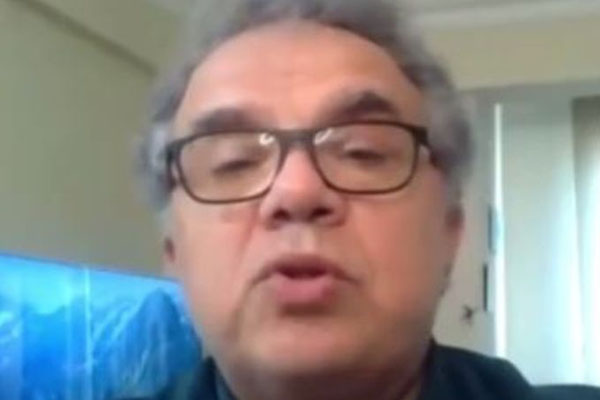 Koronavirüse yakalanan doktor, pik tarihi verdi!