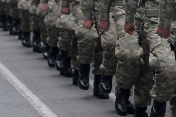 Bakan Akar açıkladı: Celp ve terhisler ertelendi