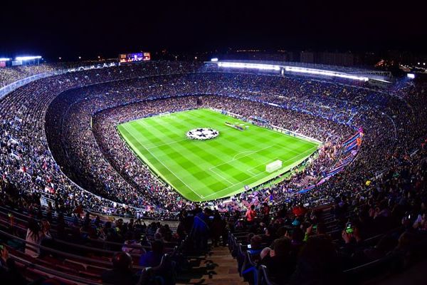 Barcelona stadı adını değiştirecek