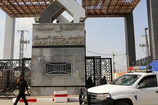 Filistinli diplomattan yardım iddialarına yanıt: ABD'den tek bir sent bile almadık