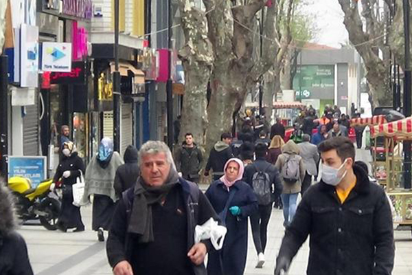 Hayatın normale döneceği tarih belli oldu...