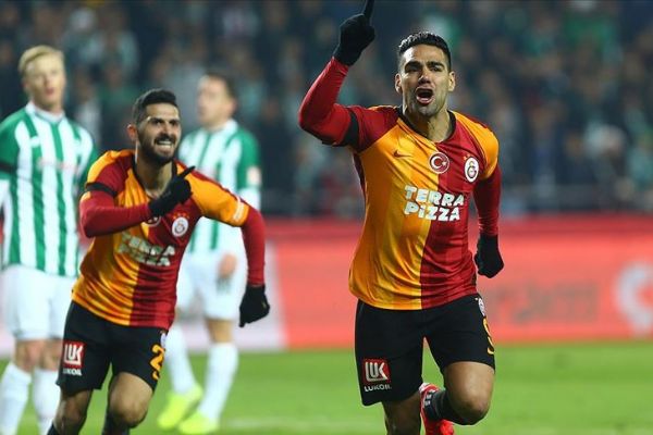 Falcao'nun aldığı ücret olay oldu!
