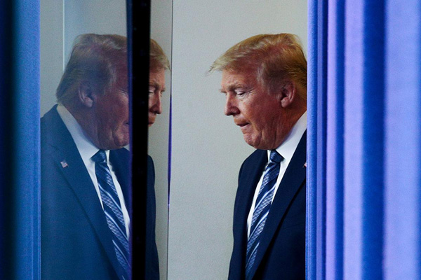 Trump'tan Kolombiya'ya yardım teklifi