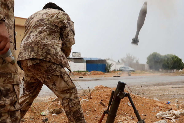 Ramazanın ilk gecesinde Hafter milislerinden Trablus'a saldırı