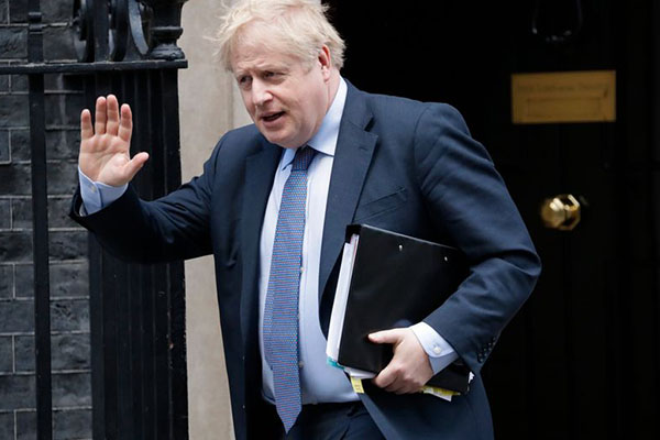 Johnson yarın görevine dönüyor