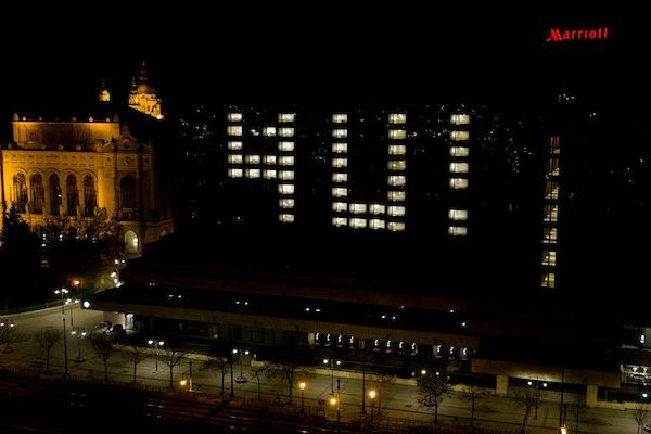 Otelcilerden 'Sizinİçin!' mesaj var