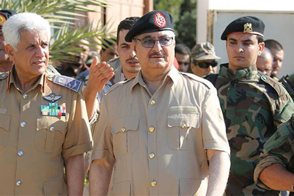 Hafter güçleri ülke yönetimine el koyduğunu duyurdu