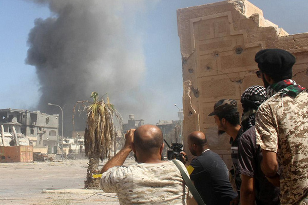 UMH güçleri, Hafter milislerine mühimmat taşıyan konvoyu vurdu