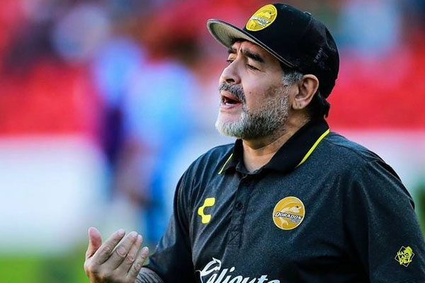 Maradona: Koronavirüse karşı 'Tanrı'nın eline’ ihtiyacımız var
