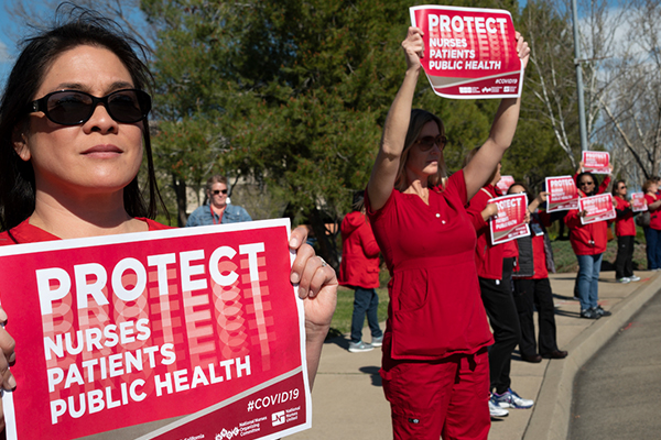 ABD'de neden on binlerce hemşire işe gitmiyor?