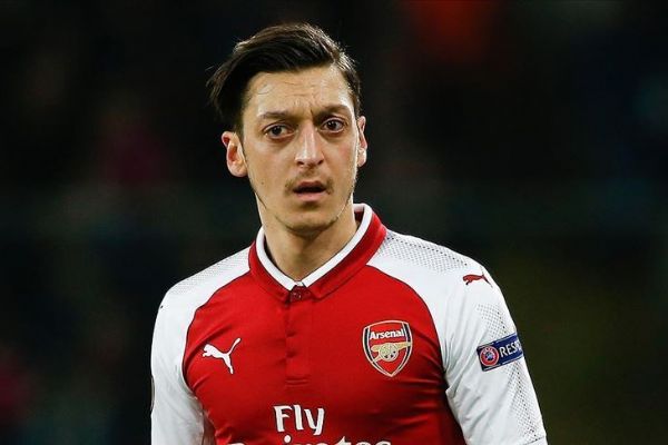 Mesut Özil Türk Kızılaya 713 bin lira bağışta bulundu