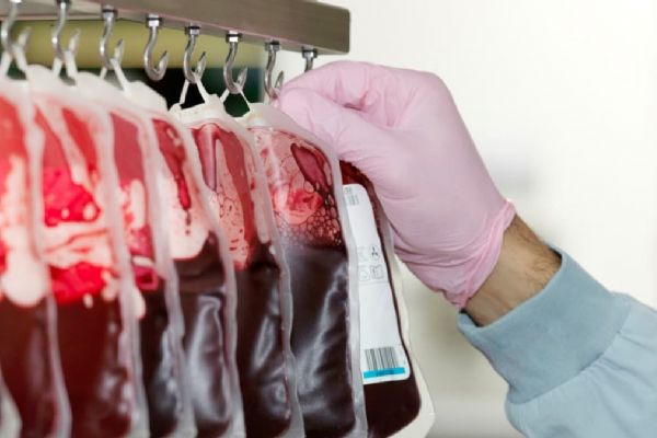 Korkunç koronavirüs pazarı! 16.500 dolara kan satışı