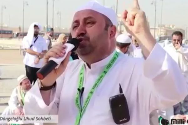 Ömer Döngeloğlu Hoca'nın Uhud'da yaptığı dua ortaya çıktı