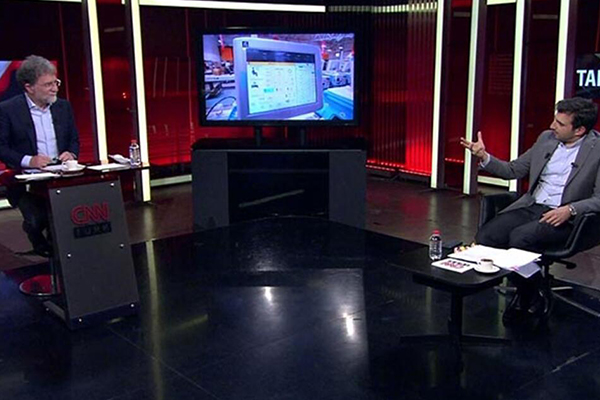 Selçuk Bayraktar: 40 metrekare bir odada 10 sene yaşadım.