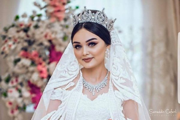 Azerbaycanlı Aypara Shikhiyeva & Ali Mammadov çiftinin düğünleri göz kamaştırdı!