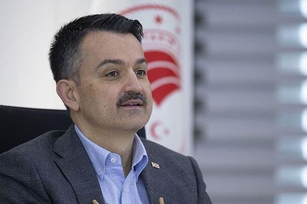 'Tarım Orman Akademi'de ilk dersi Bakan Pakdemirli verdi