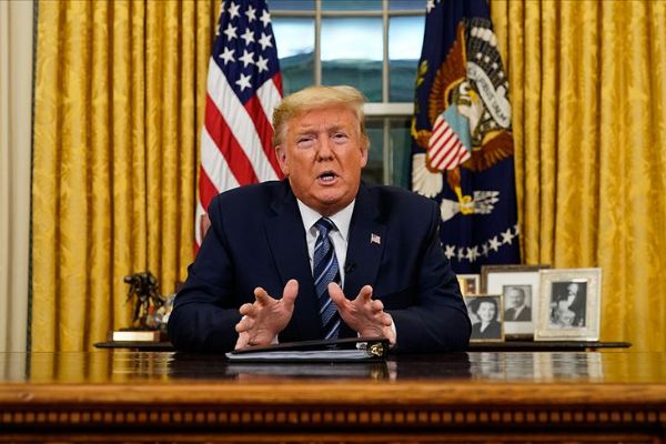 ABD Başkanı Trump'ın yaverinde Kovid-19 çıktı