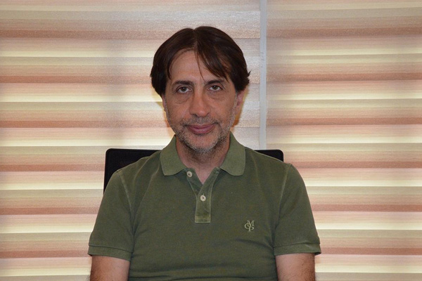 İHH Mütevelli Üyesi Osman Atalay'dan açıklama: Koronavirüs sürecinde, sokak hayvanları ve göçmenleri unutma - Timeturk