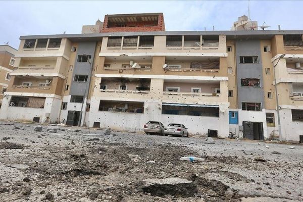 Eli kanlı Hafter yine saldırdı! Çok sayıda kişi hayatını kaybetti