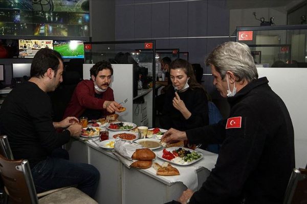 155 Polis İmdat'ta sahur