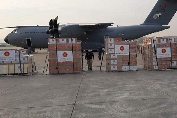Türkiye'den Filistin'e tıbbi malzeme yardımı