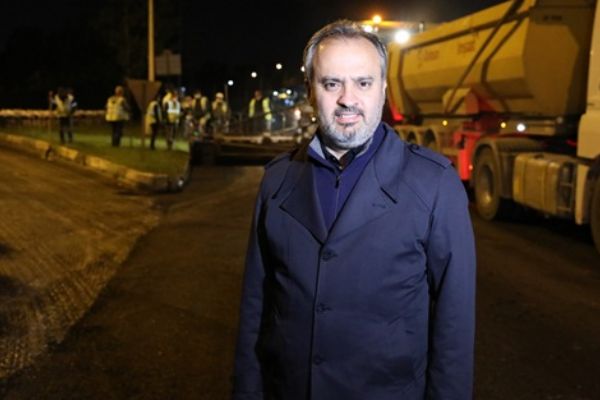 Bursa için sahurda asfalt vakti