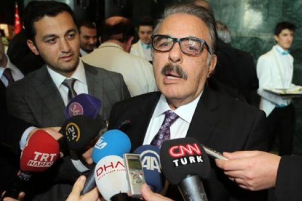 Ferdi Tayfur'a oğlundan böbrek nakli yapıldı