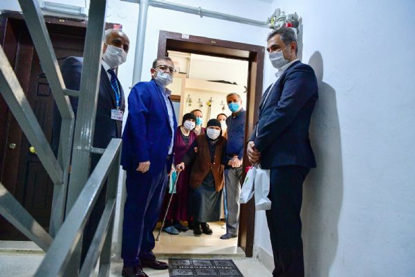 Kaymakam Polat ve Başkan Köse’den Anneler Günü’nde Anlamlı Ziyaret