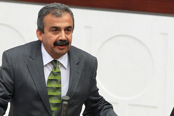 İki parti arasında ipler geriliyor: HDP'li Önder'den İYİ Parti'nin çağrısına yanıt