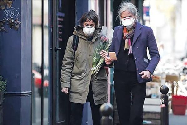 Türk vatandaşı olmak için sıraya girdiler