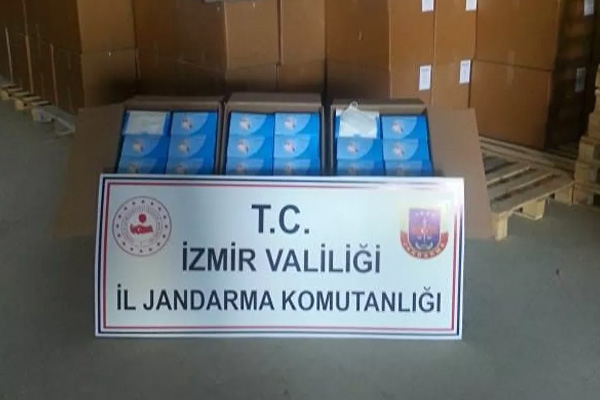 İzmir’de milyonlarca cerrahi maske ele geçirildi
