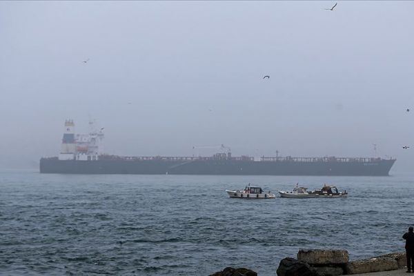 İstanbul yeni güne sisle uyandı