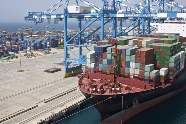 Suudi Arabistan'dan, BAE gemisine ambargo