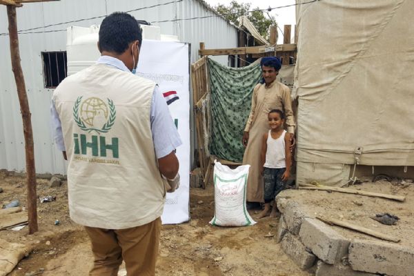 İHH'dan 3 farklı ülkeye Ramazan yardımı