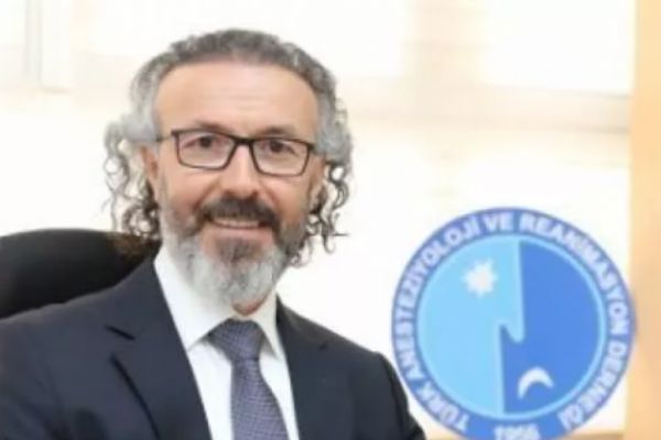 Prof. Dr. Ganidağlı, Korona virüse yakalandı