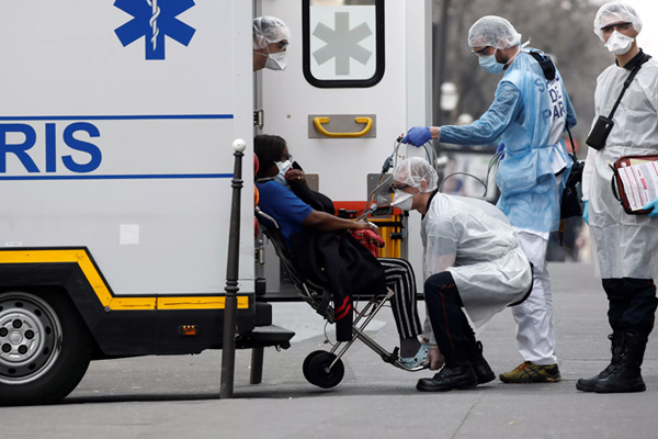 Koronavirüste 2. dalga korkusu: Fransa'da ölümler yükselişe geçti