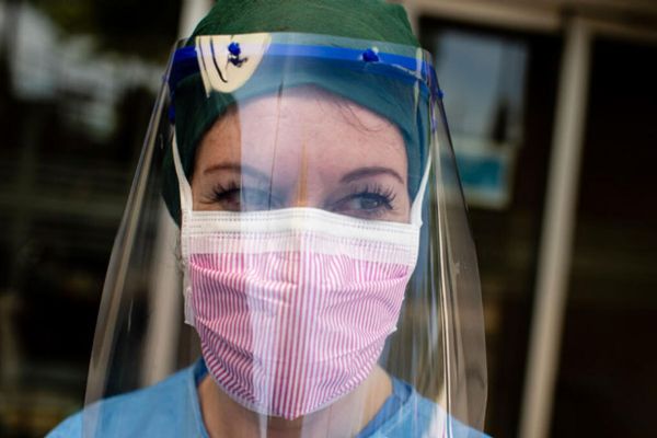 Bilim Kurulu üyesi Prof. Dr. Özlü'den sevindiren koronavirüs açıklaması!